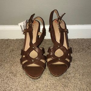 Size 7 Guess Wedges